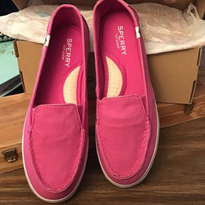 Women Sperry's sz 6